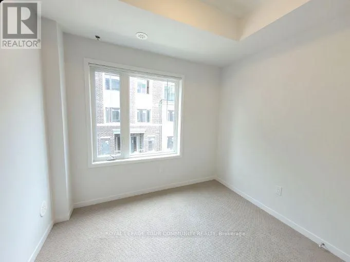 75 - 10 WILLIAM JACKSON WAY W