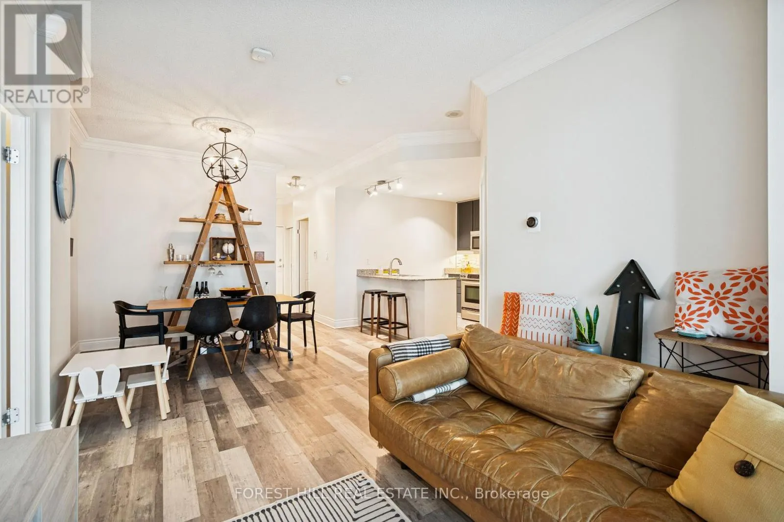 906 - 88 PALACE PIER COURT