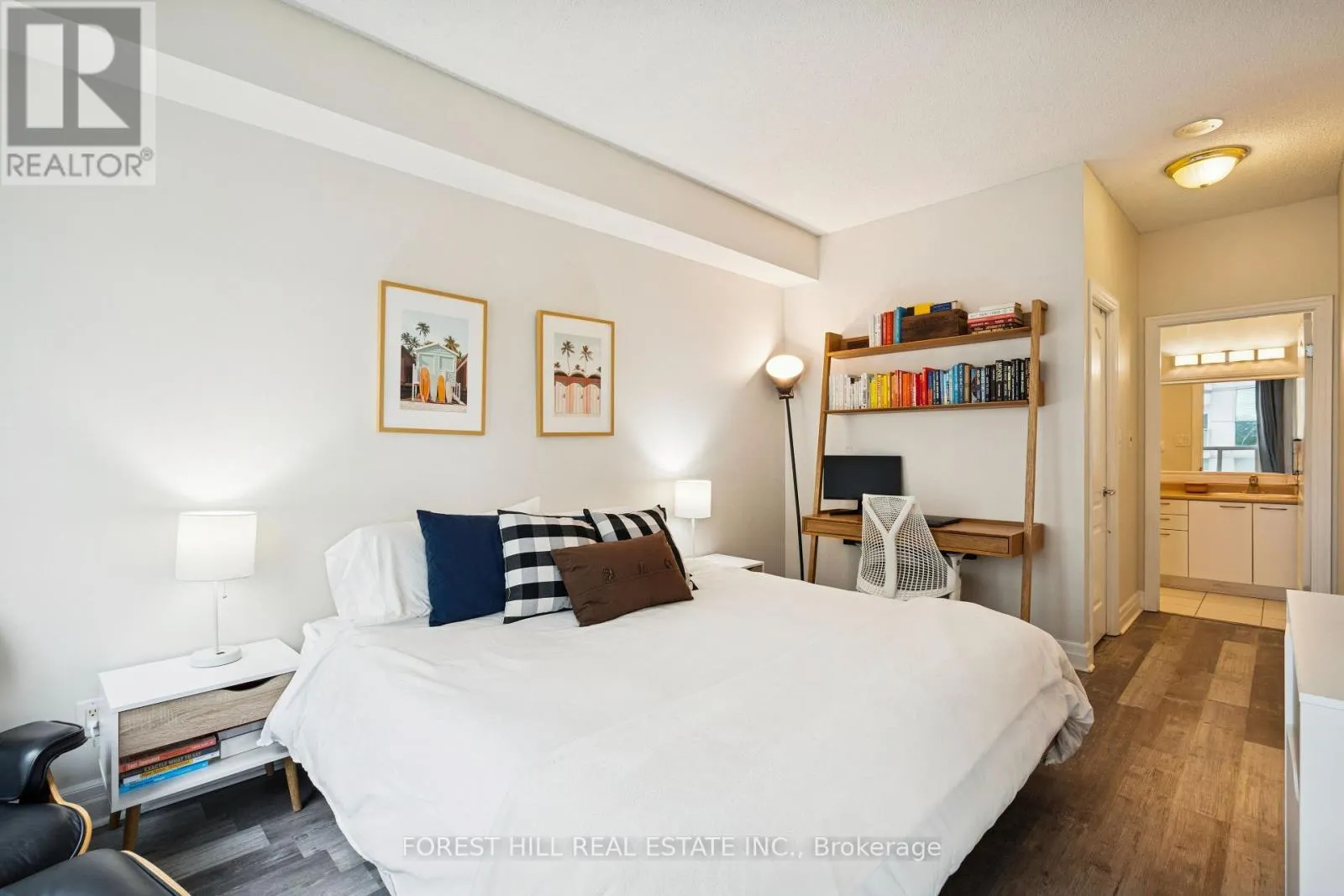 906 - 88 PALACE PIER COURT