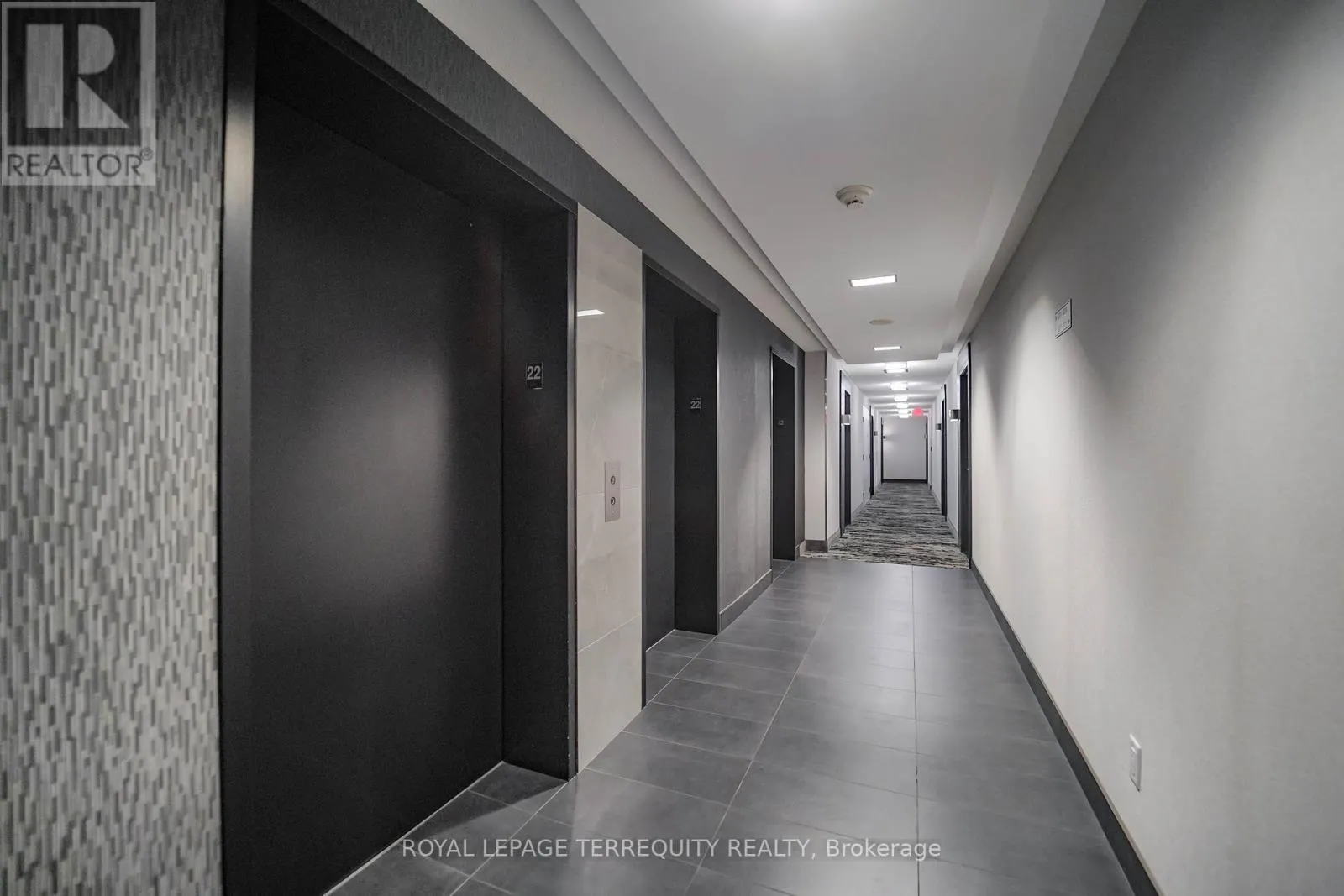 2209 - 235 SHERWAY GARDENS ROAD