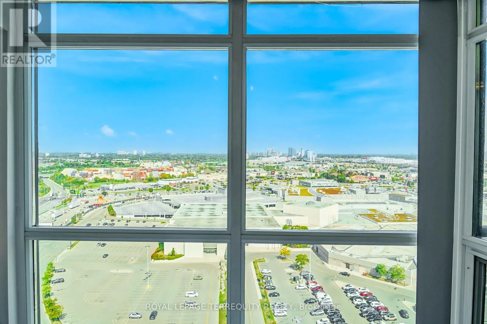 2209 - 235 SHERWAY GARDENS ROAD