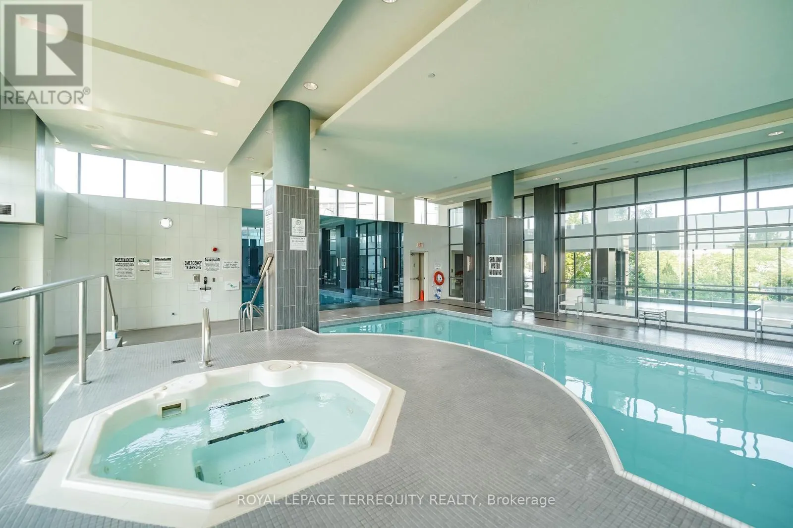 2209 - 235 SHERWAY GARDENS ROAD