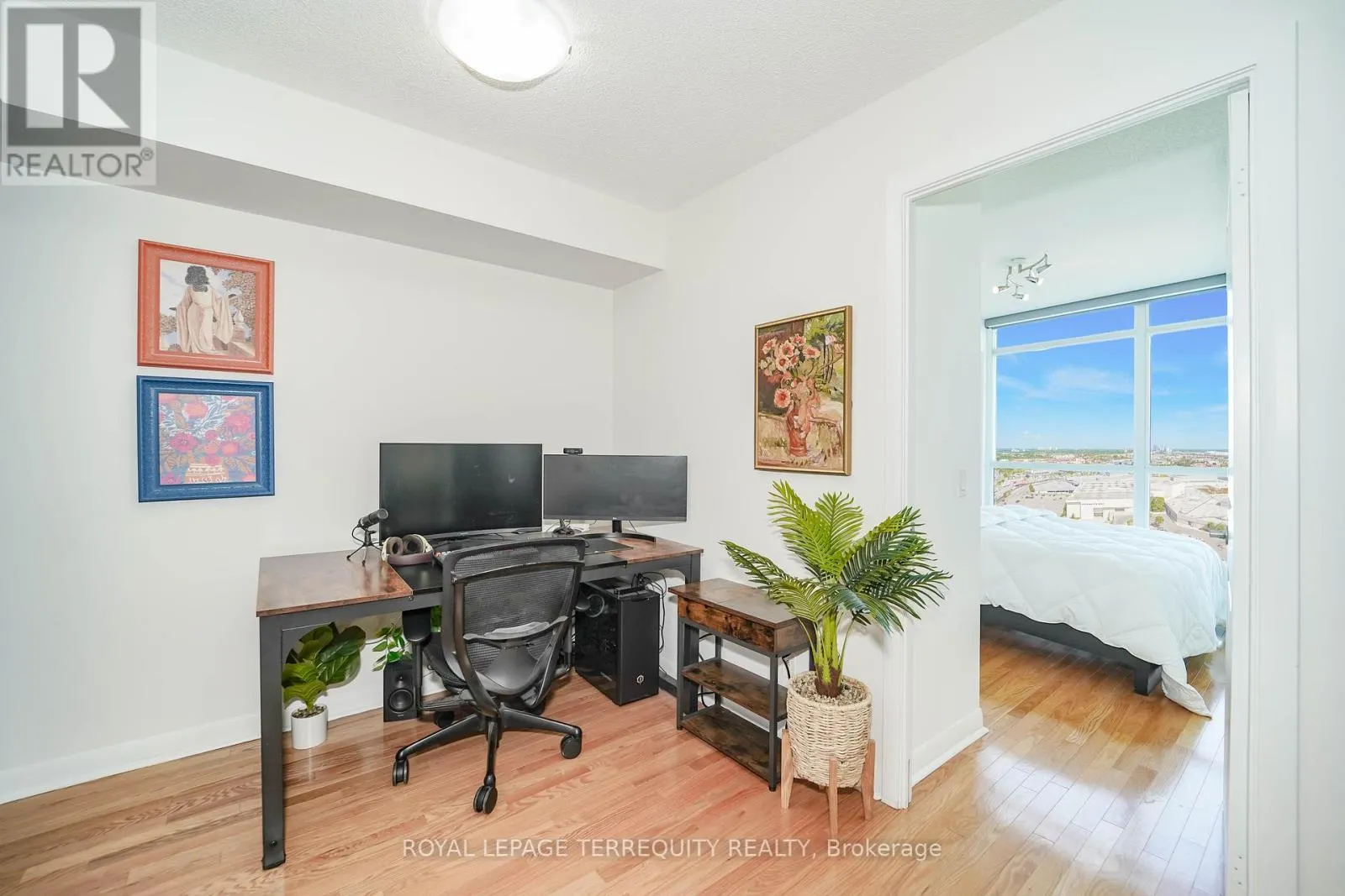 2209 - 235 SHERWAY GARDENS ROAD