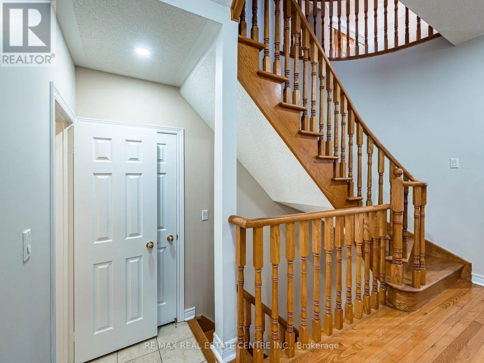 1581 PORTSMOUTH PLACE