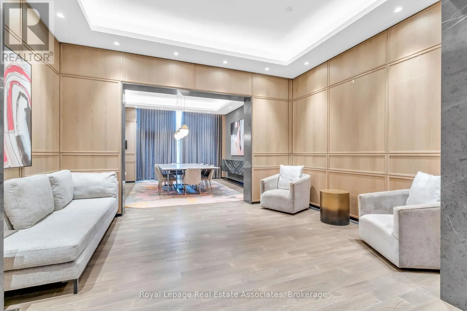 3636 - 5 MABELLE AVENUE