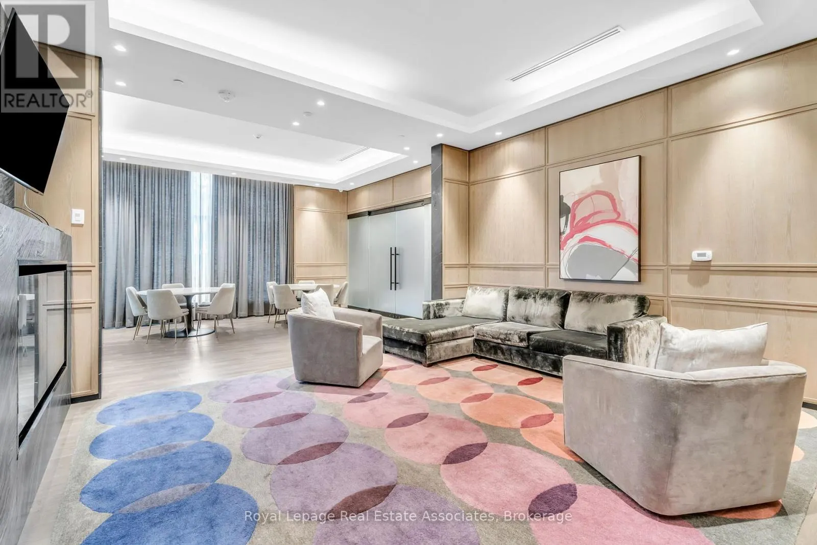 3636 - 5 MABELLE AVENUE