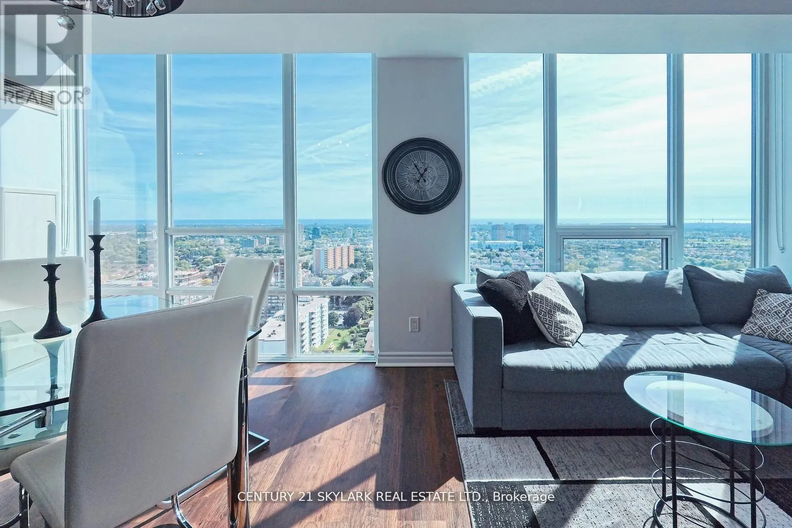 2902 - 3525 KARIYA DRIVE