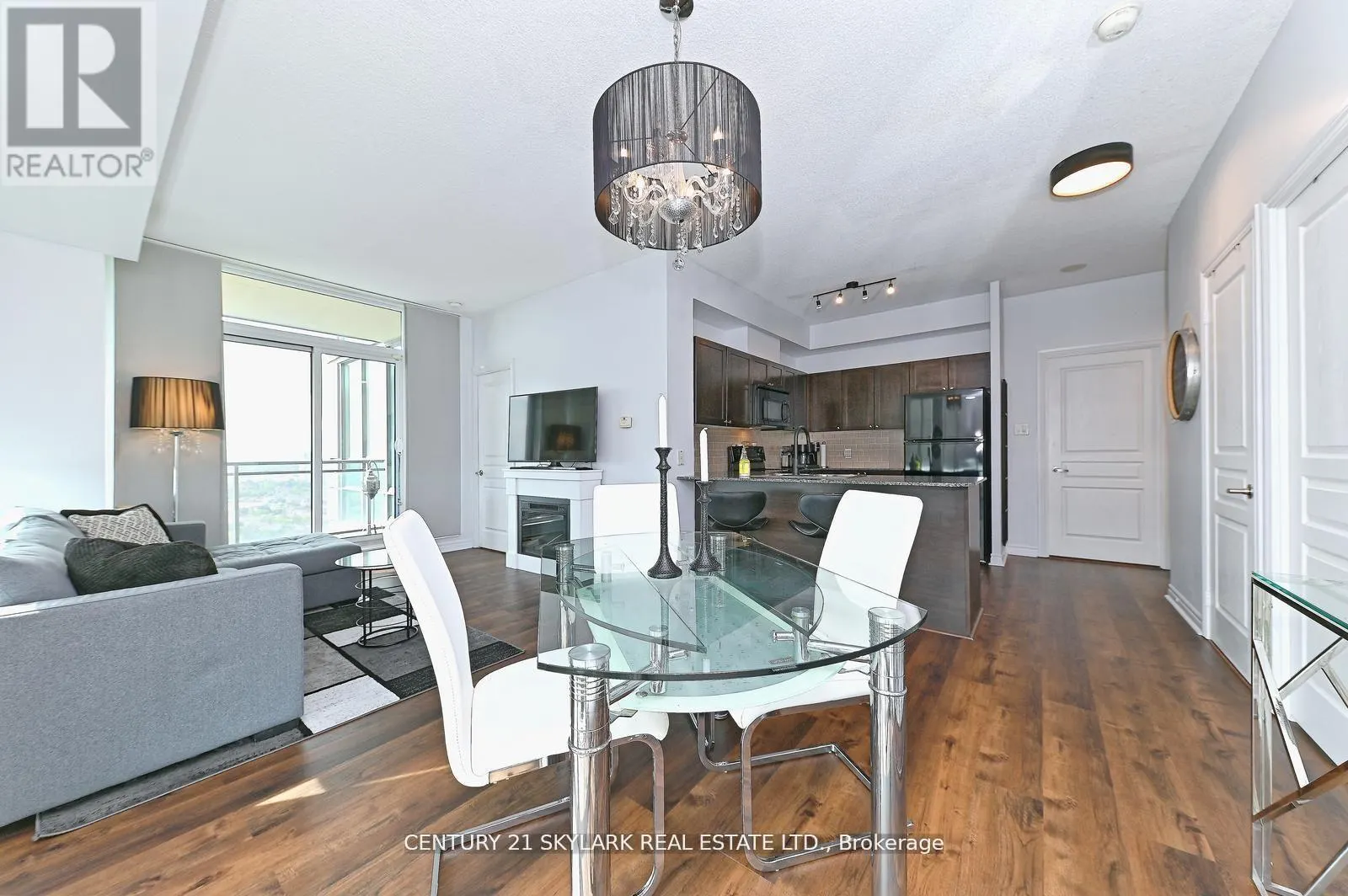 2902 - 3525 KARIYA DRIVE