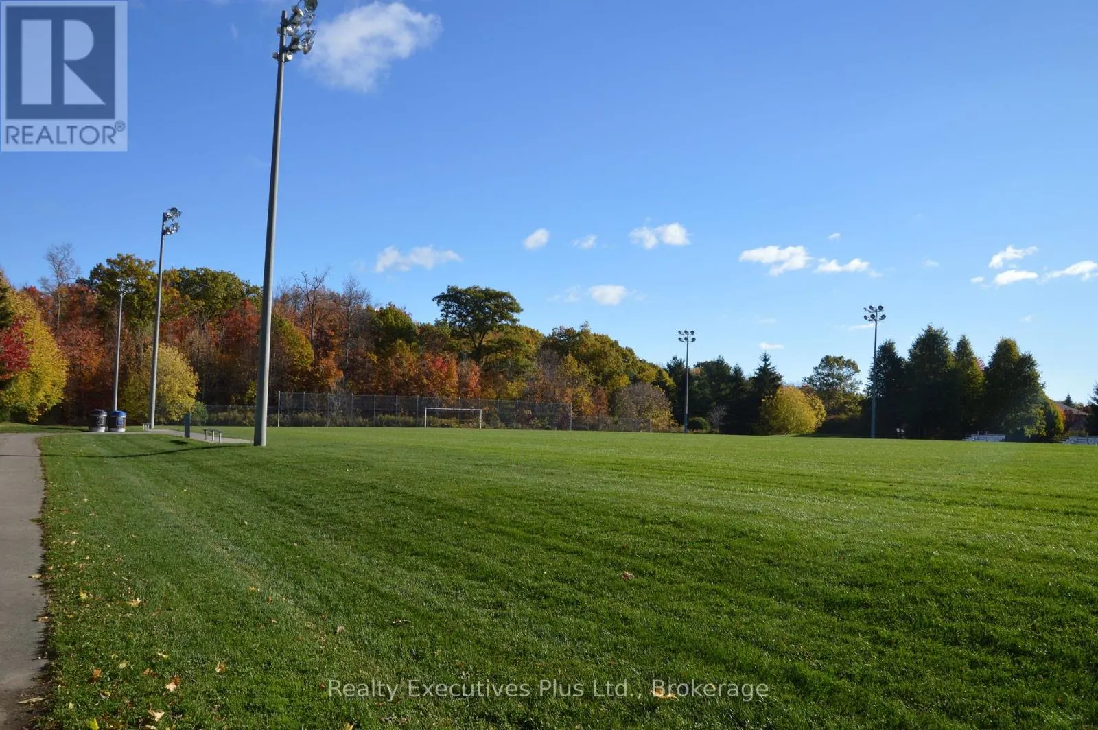 42 - 4200 KILMER DRIVE W, #42