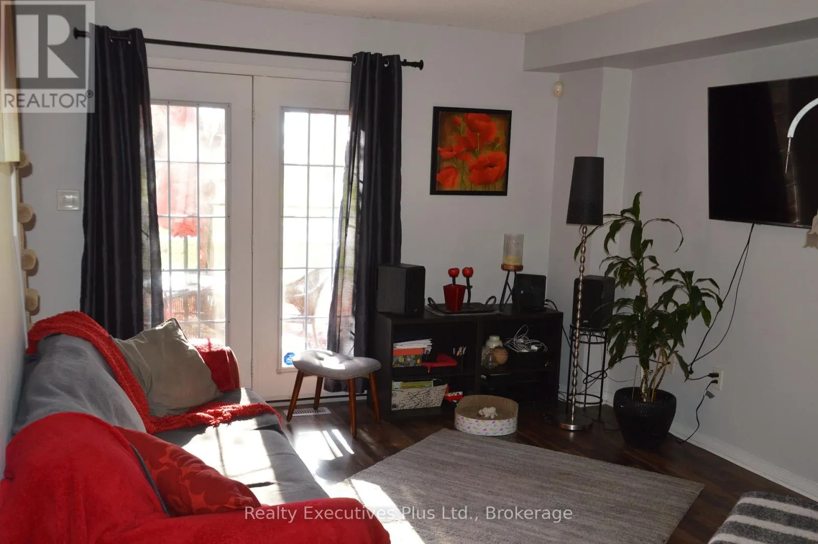 42 - 4200 KILMER DRIVE W, #42