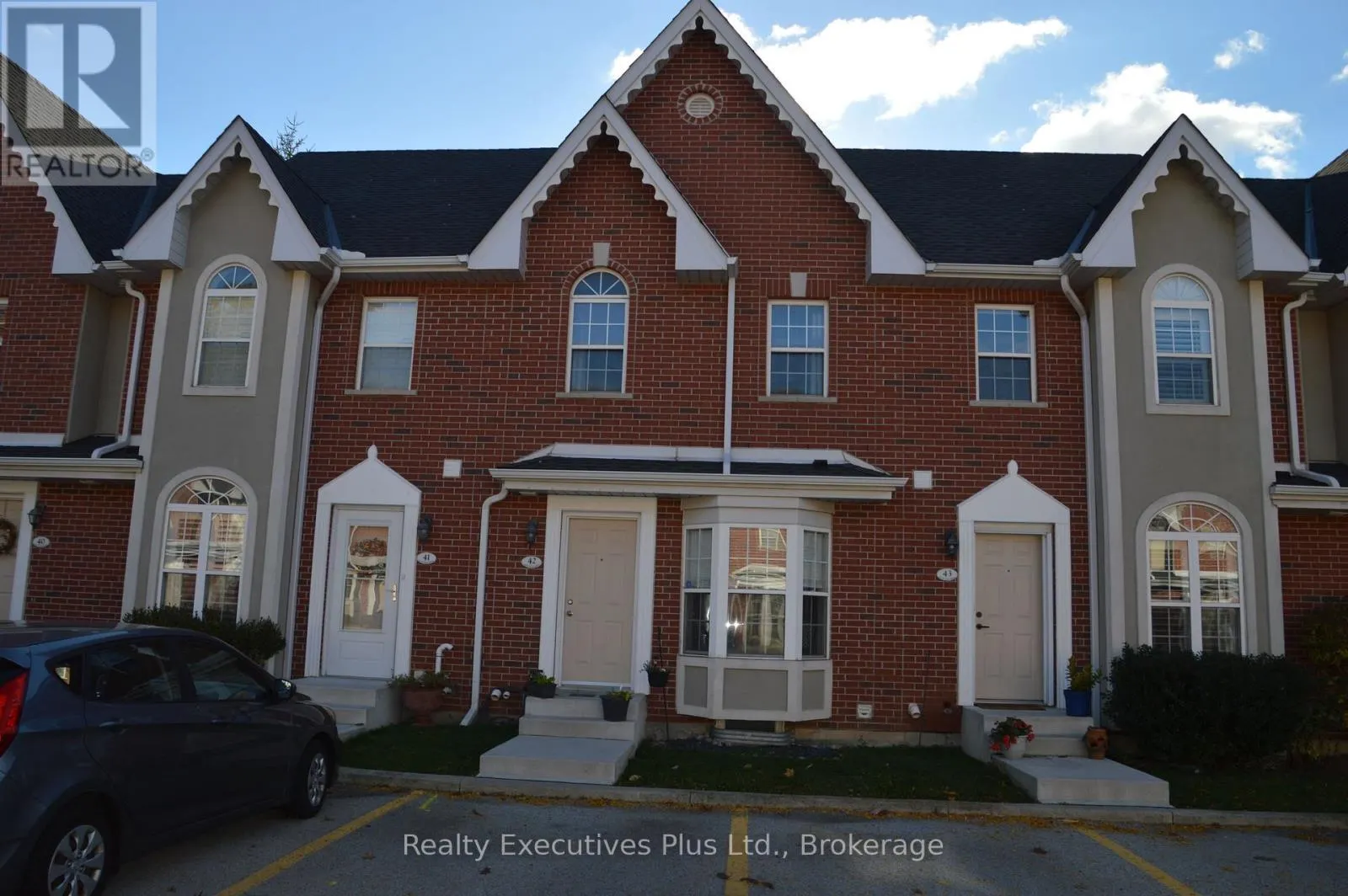 42 - 4200 KILMER DRIVE W, #42