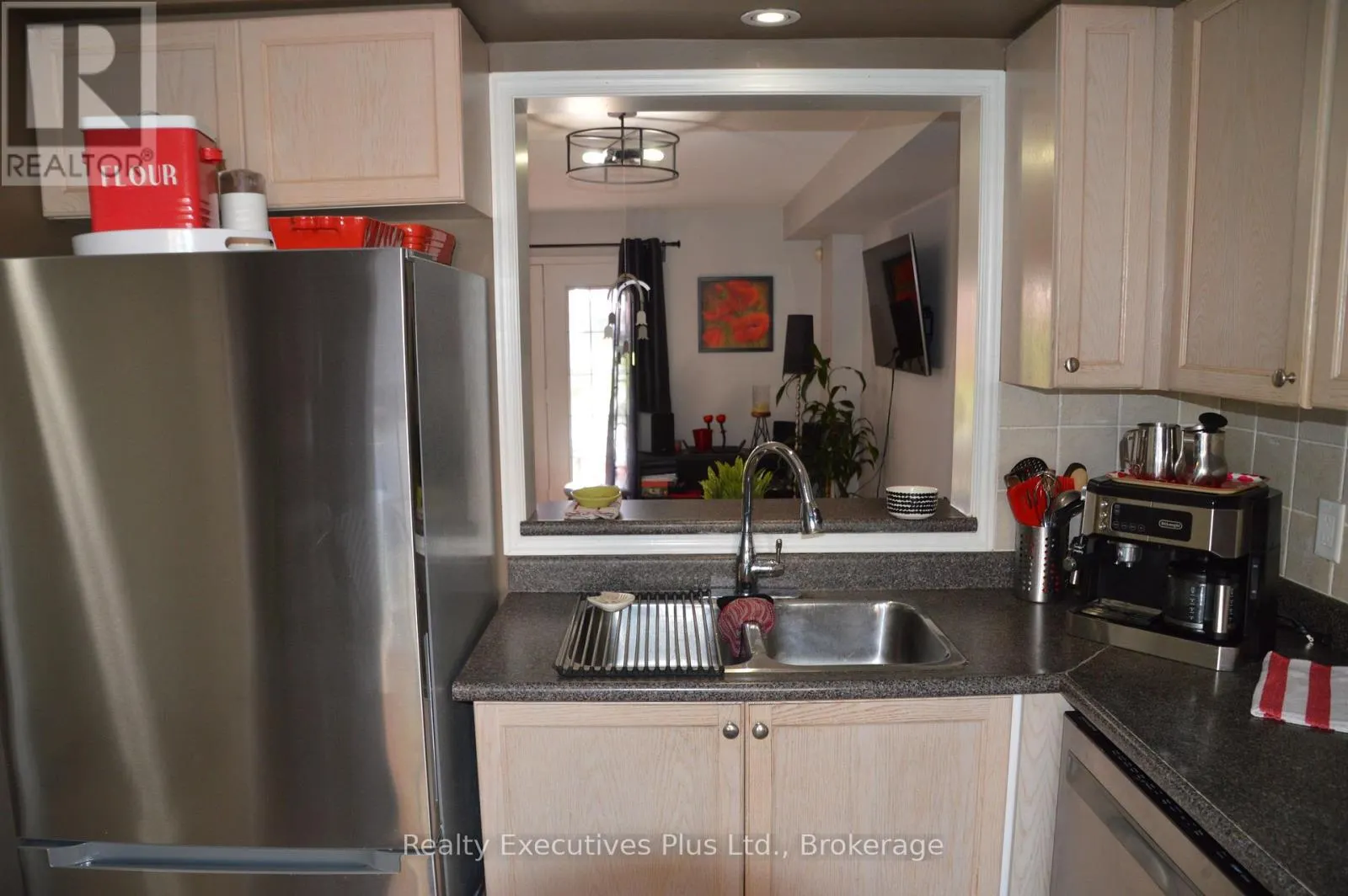 42 - 4200 KILMER DRIVE W, #42