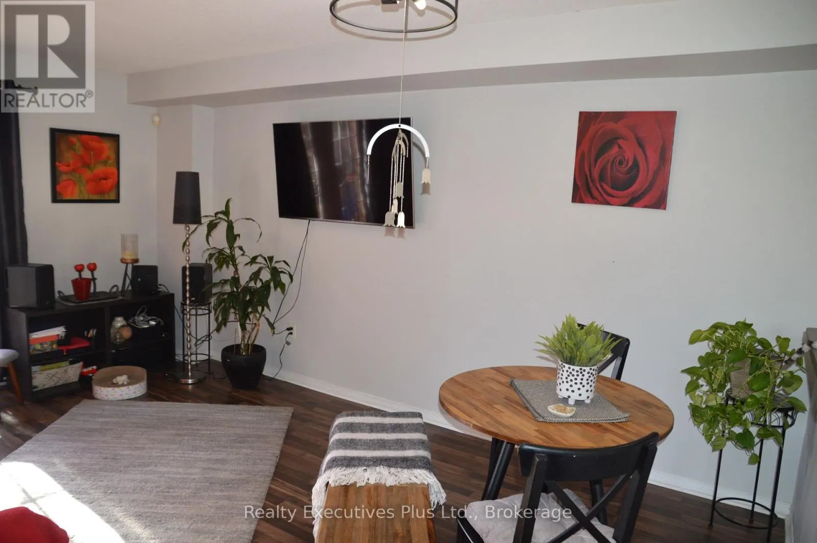 42 - 4200 KILMER DRIVE W, #42