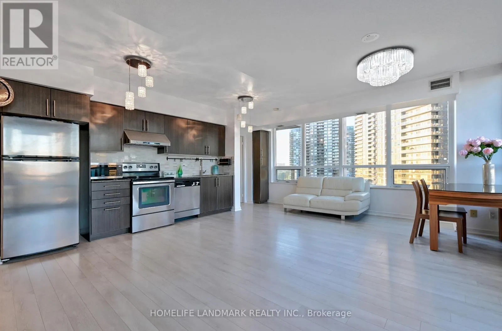 1206 - 2230 LAKESHORE BOULEVARD W