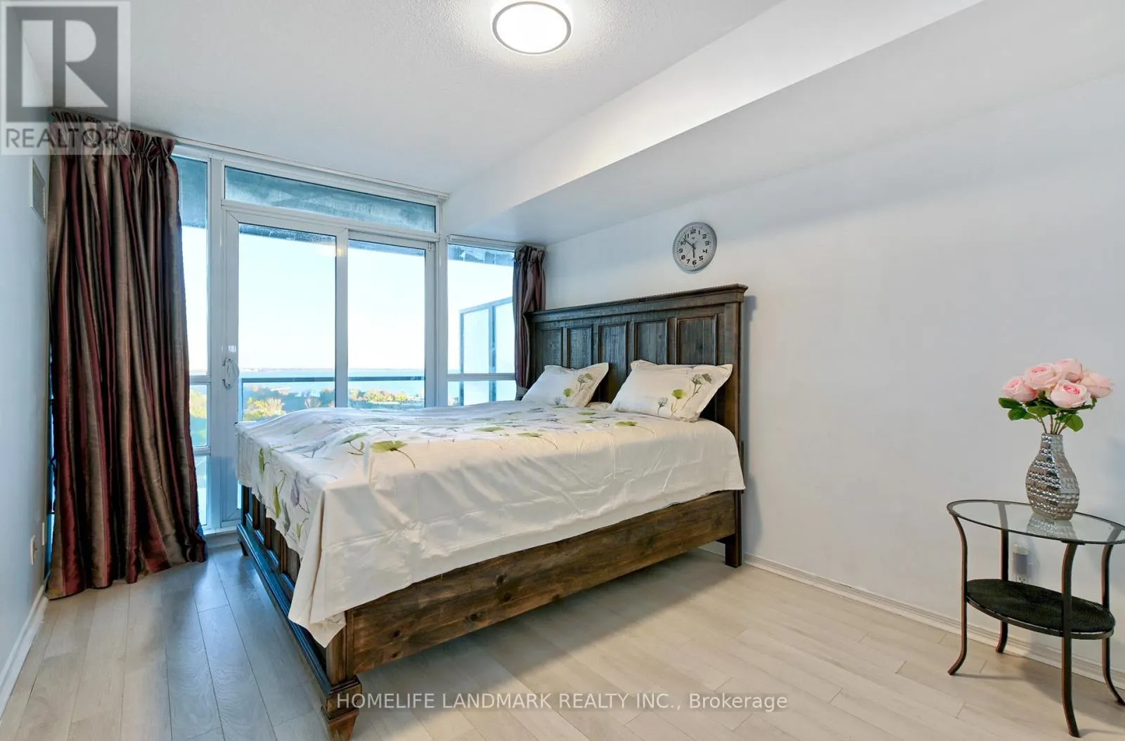 1206 - 2230 LAKESHORE BOULEVARD W