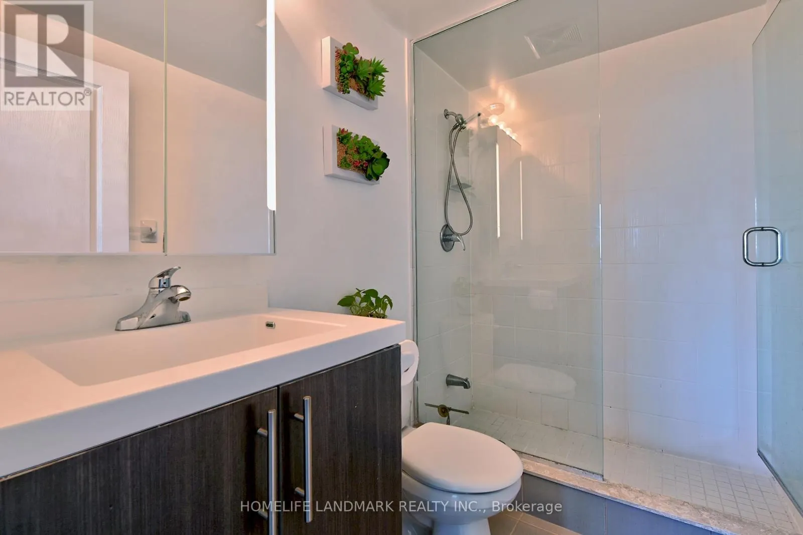 1206 - 2230 LAKESHORE BOULEVARD W