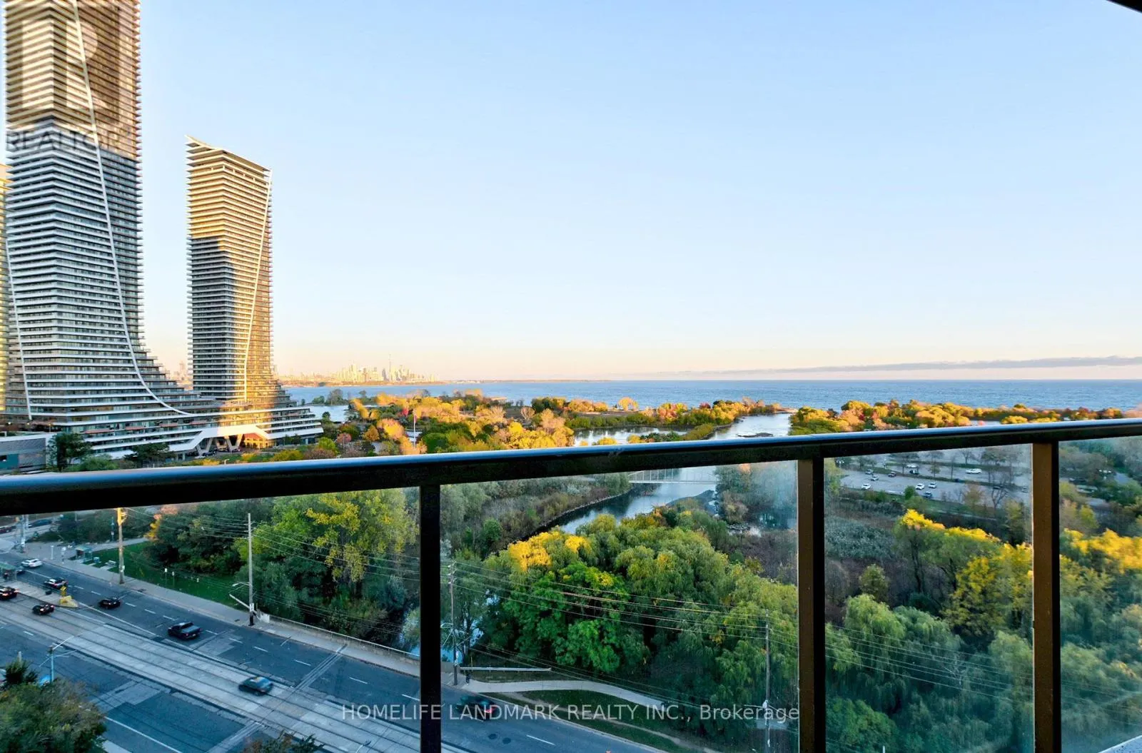 1206 - 2230 LAKESHORE BOULEVARD W