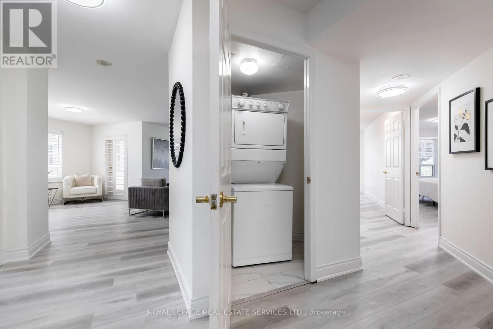 418 - 25 KINGSBRIDGE GARDEN CIRCLE