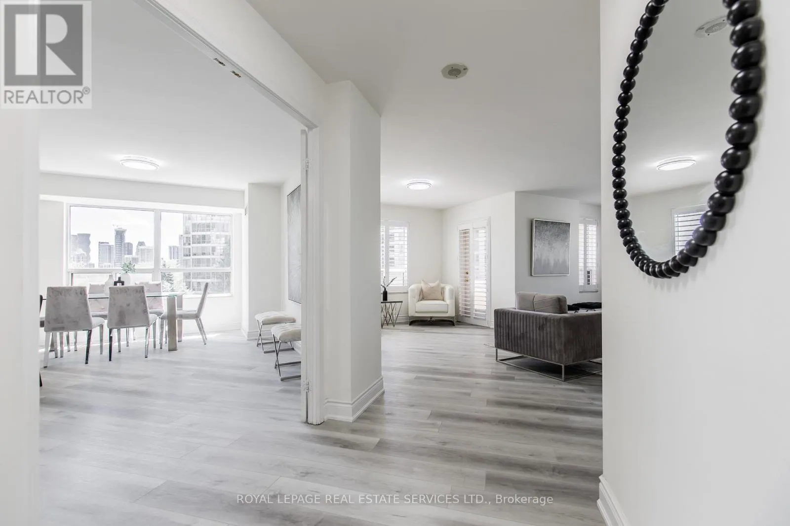 418 - 25 KINGSBRIDGE GARDEN CIRCLE