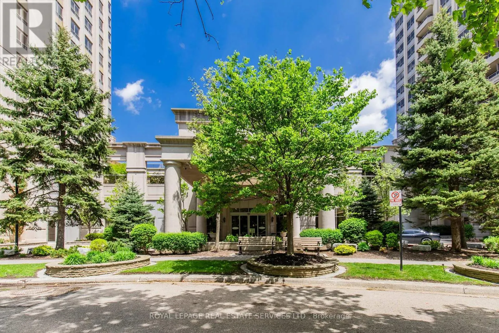 418 - 25 KINGSBRIDGE GARDEN CIRCLE