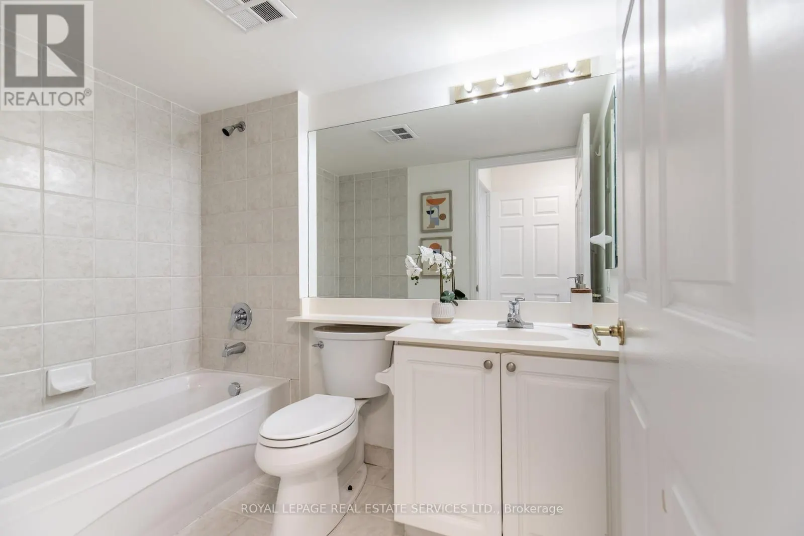 418 - 25 KINGSBRIDGE GARDEN CIRCLE