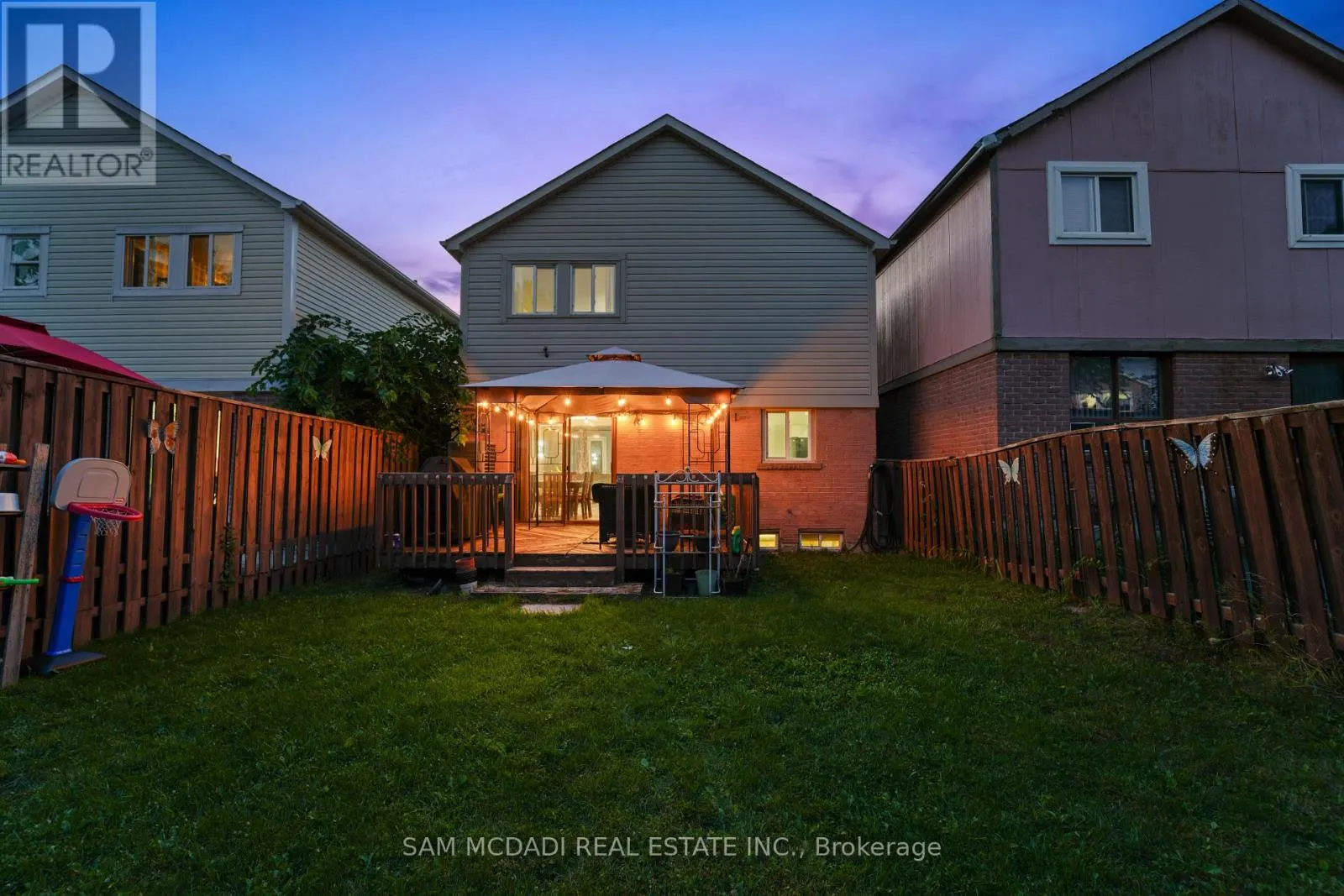 7262 CORRINE CRESCENT