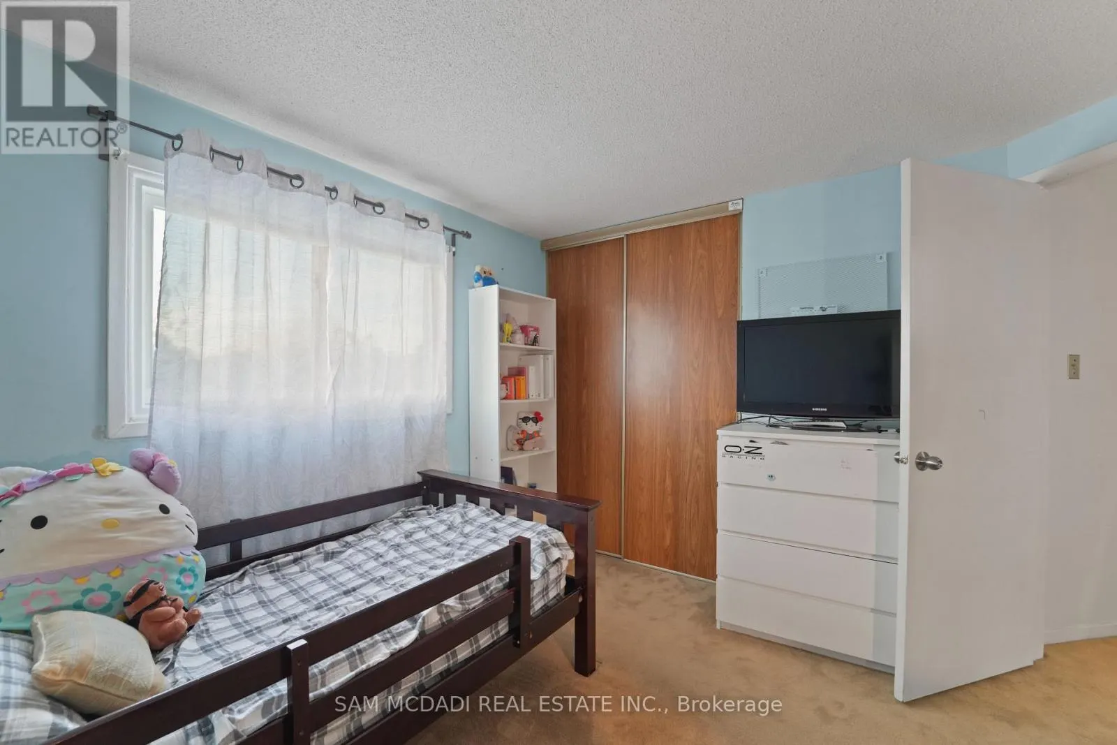 7262 CORRINE CRESCENT