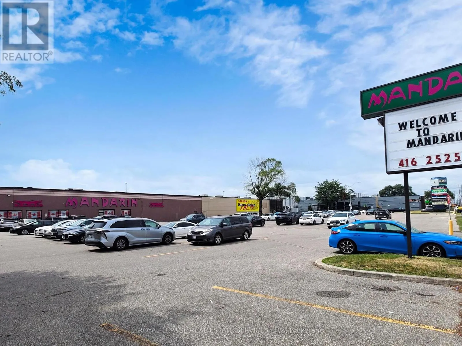 614 - 1195 THE QUEENSWAY