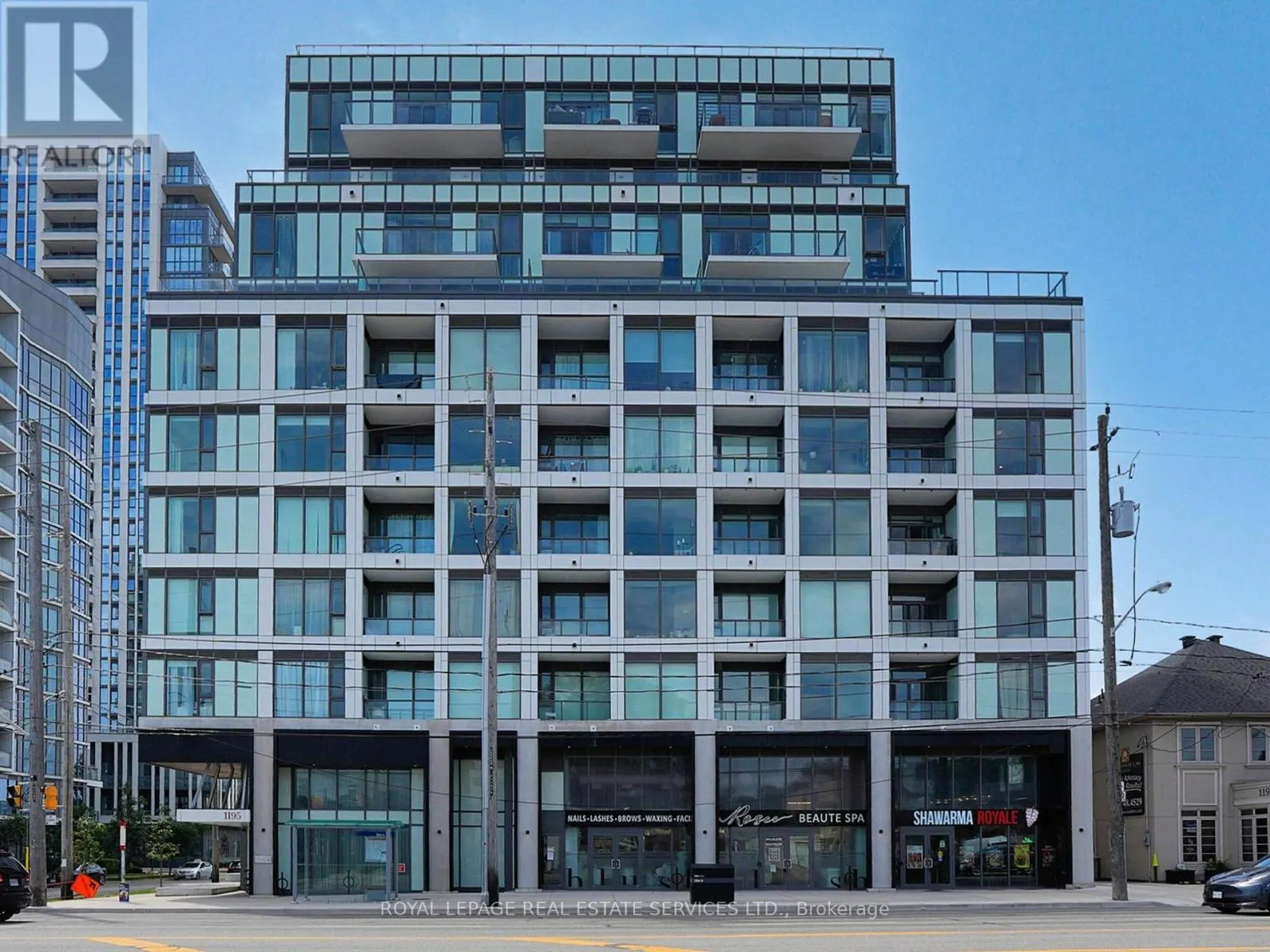 614 - 1195 THE QUEENSWAY