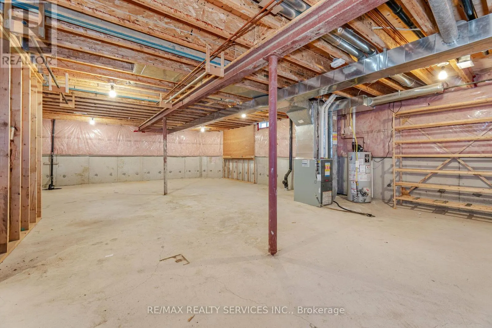 5 - 9 FERNDOWN CRESCENT