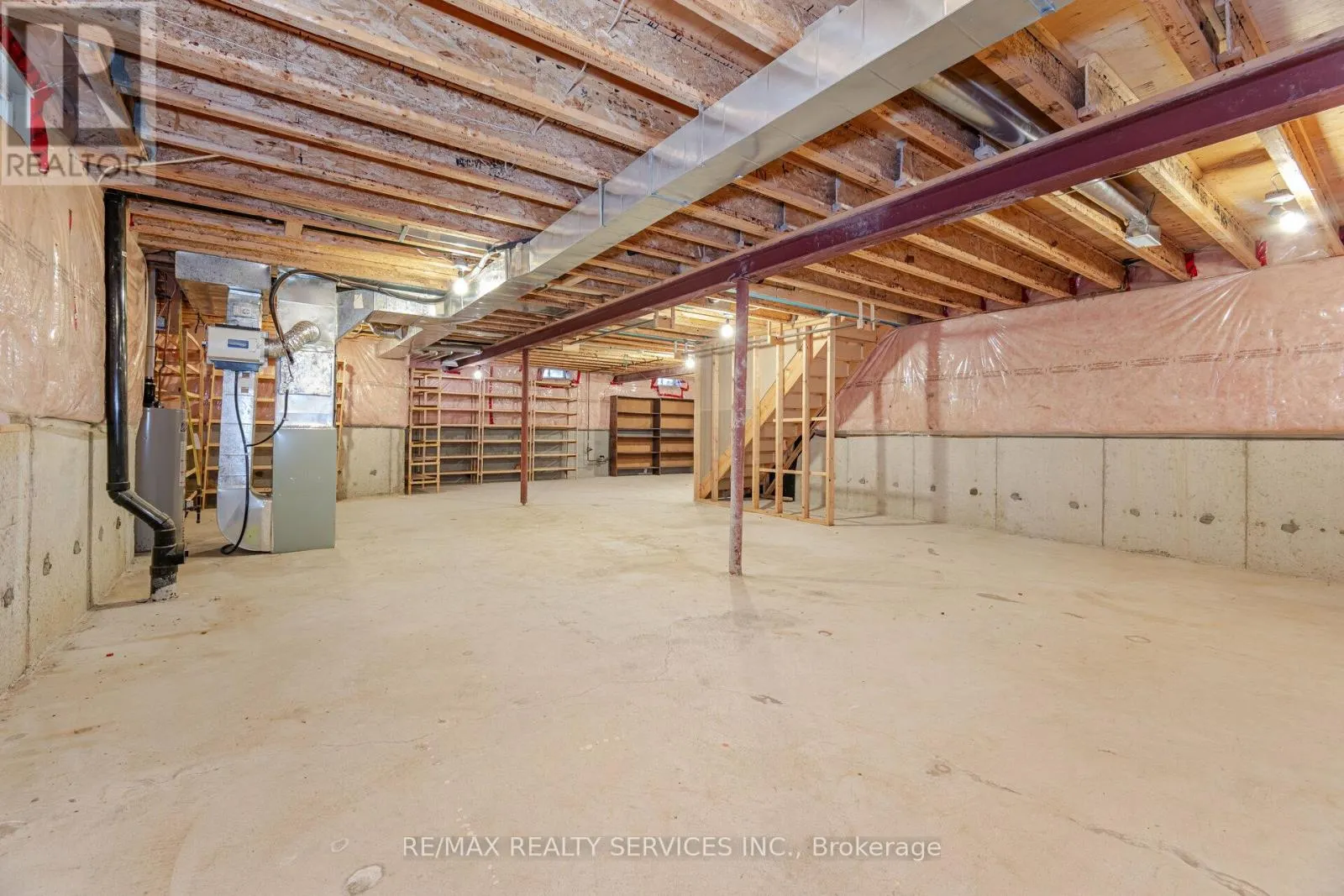 5 - 9 FERNDOWN CRESCENT