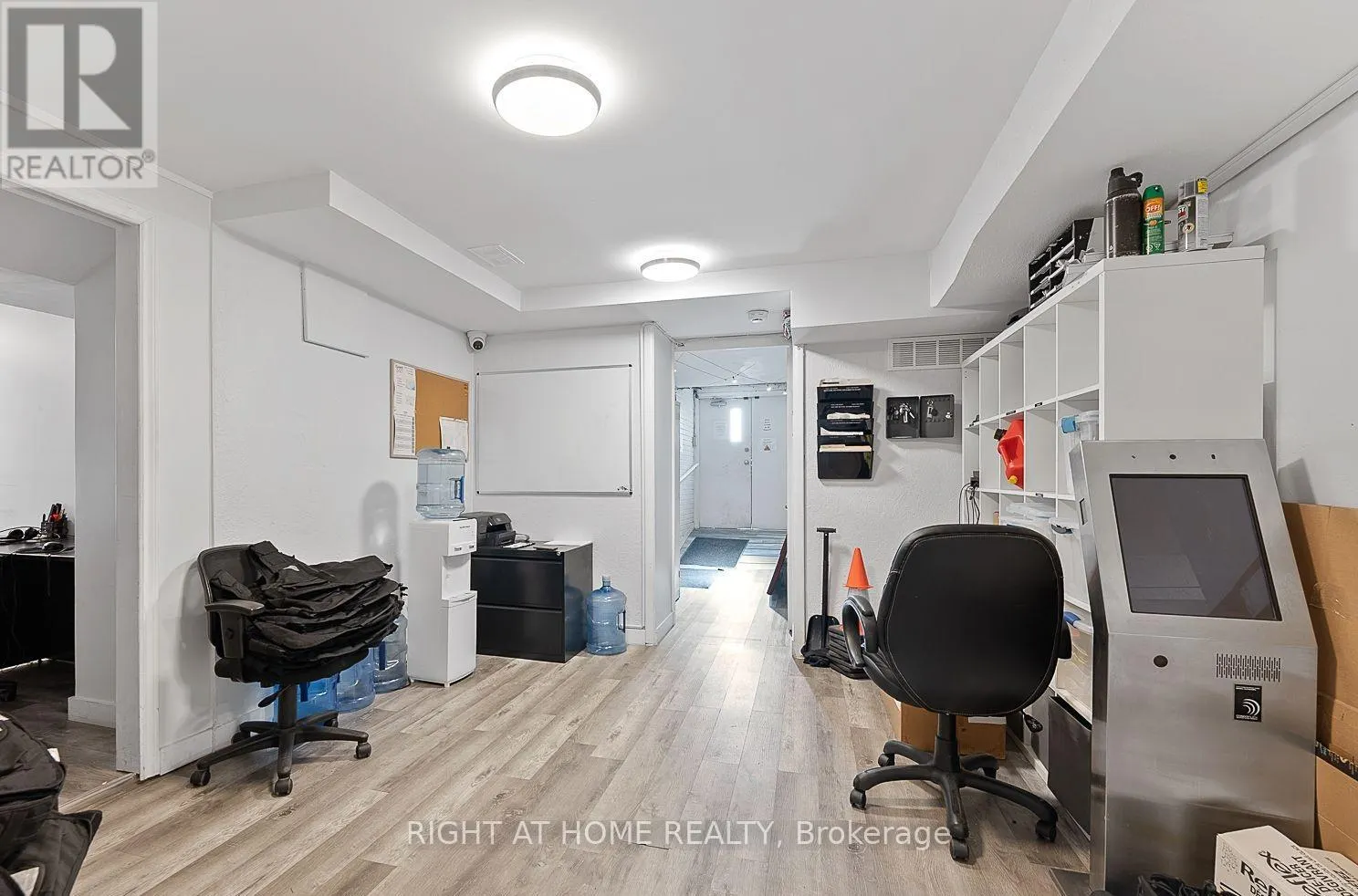 100 - 20 STAVEBANK ROAD