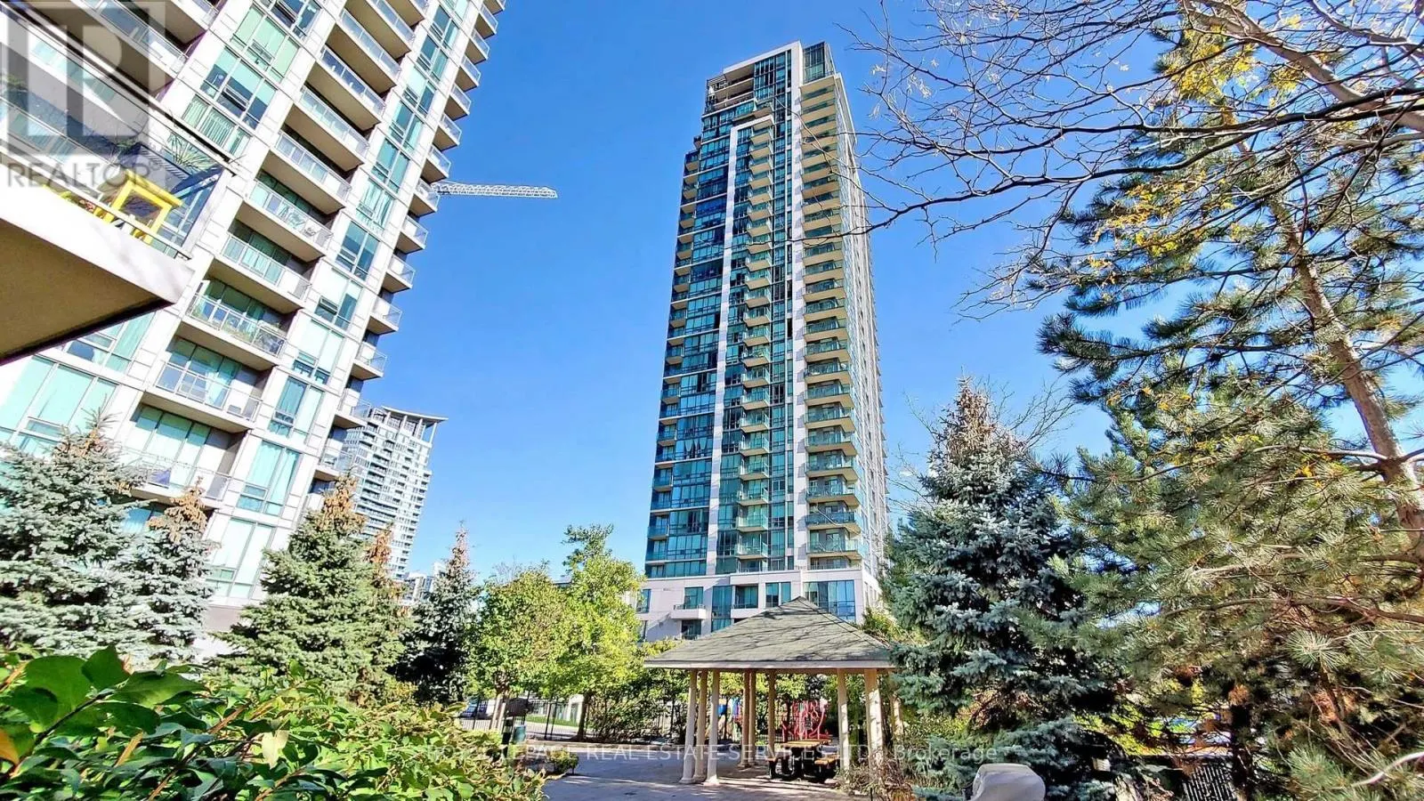 2708 - 3515 KARIYA DRIVE