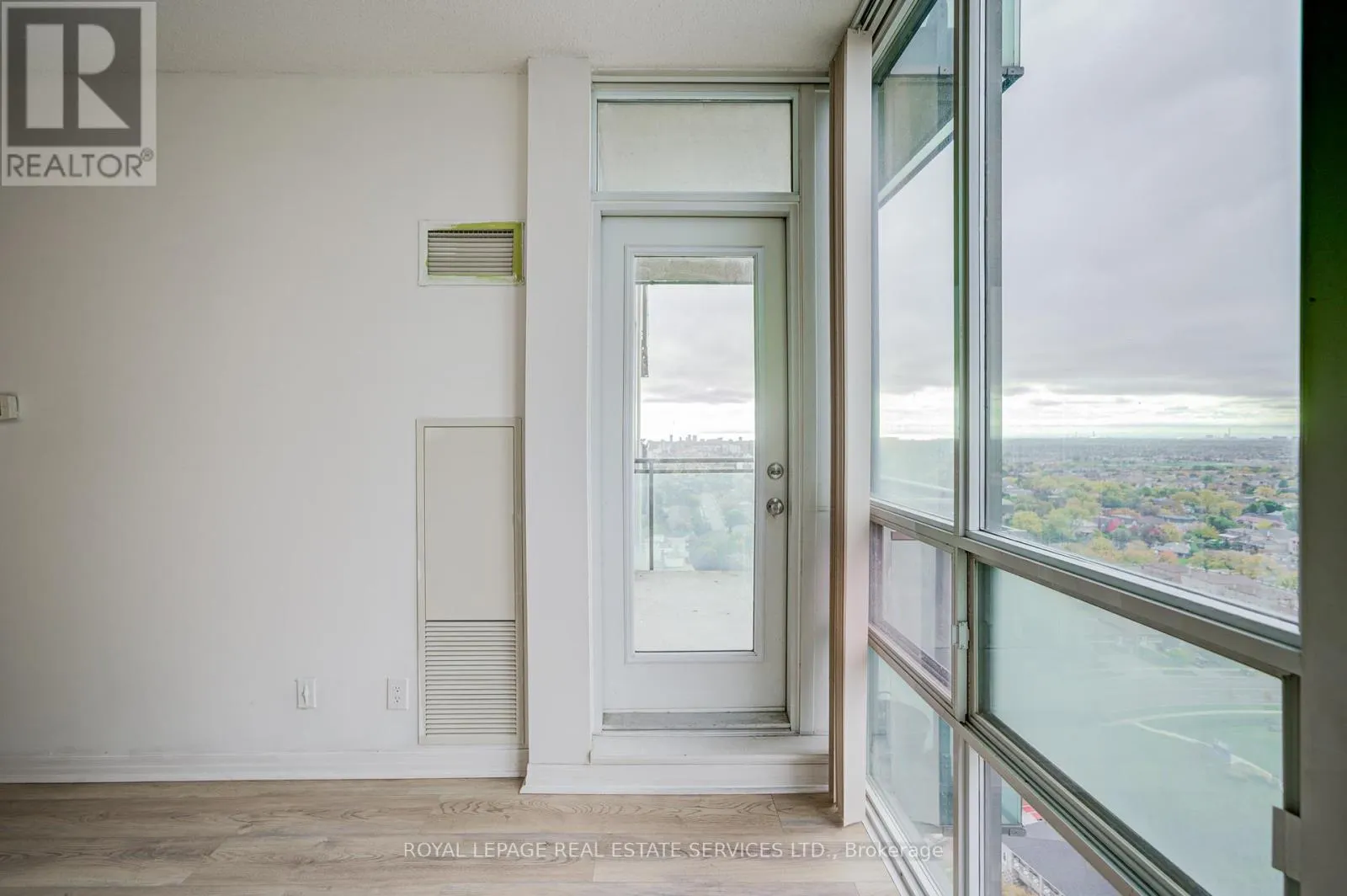 2708 - 3515 KARIYA DRIVE