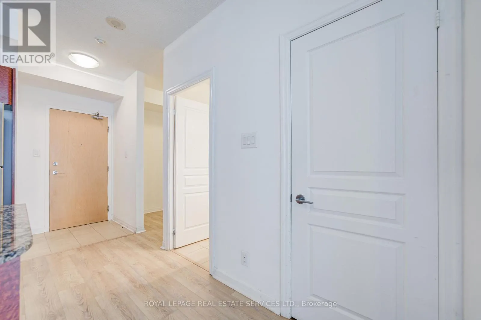 2708 - 3515 KARIYA DRIVE