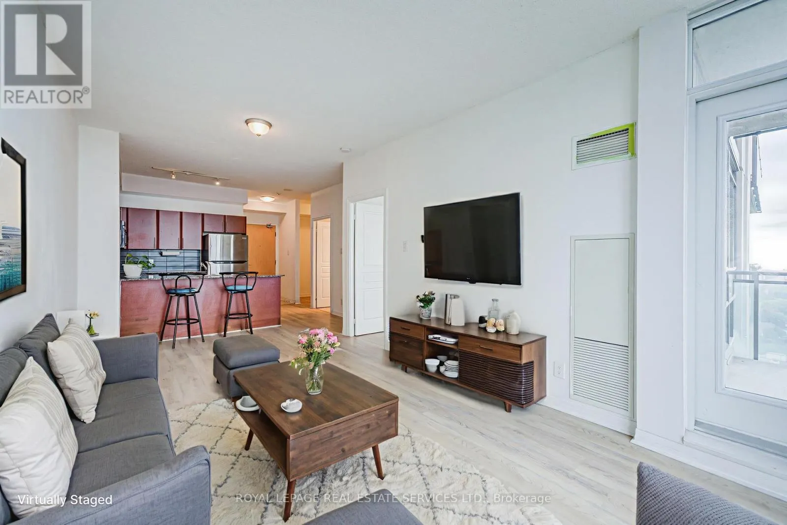 2708 - 3515 KARIYA DRIVE