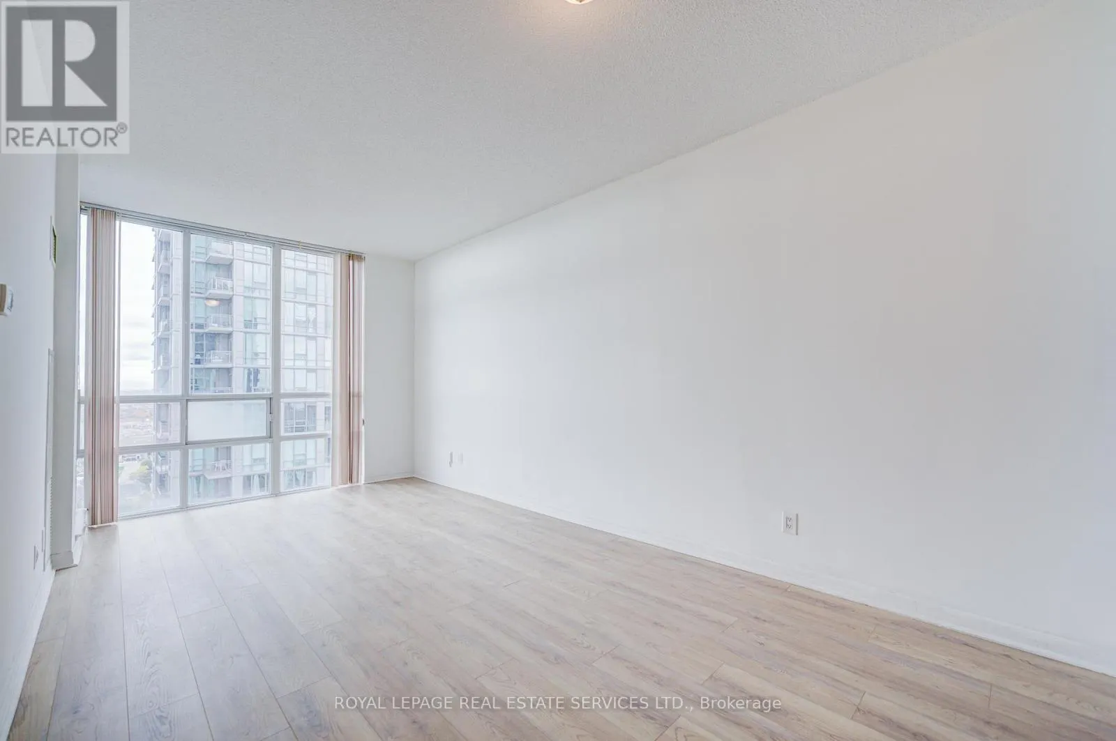 2708 - 3515 KARIYA DRIVE