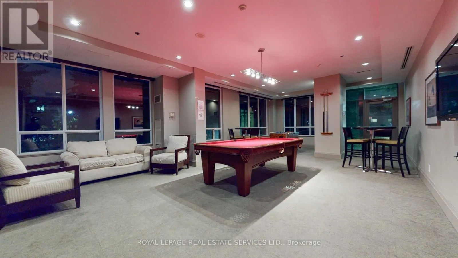 2708 - 3515 KARIYA DRIVE