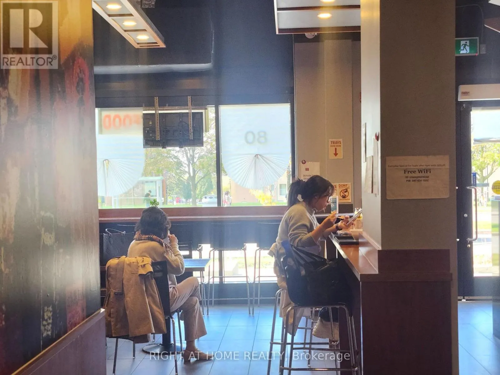 80 - 105 THE POND ROAD