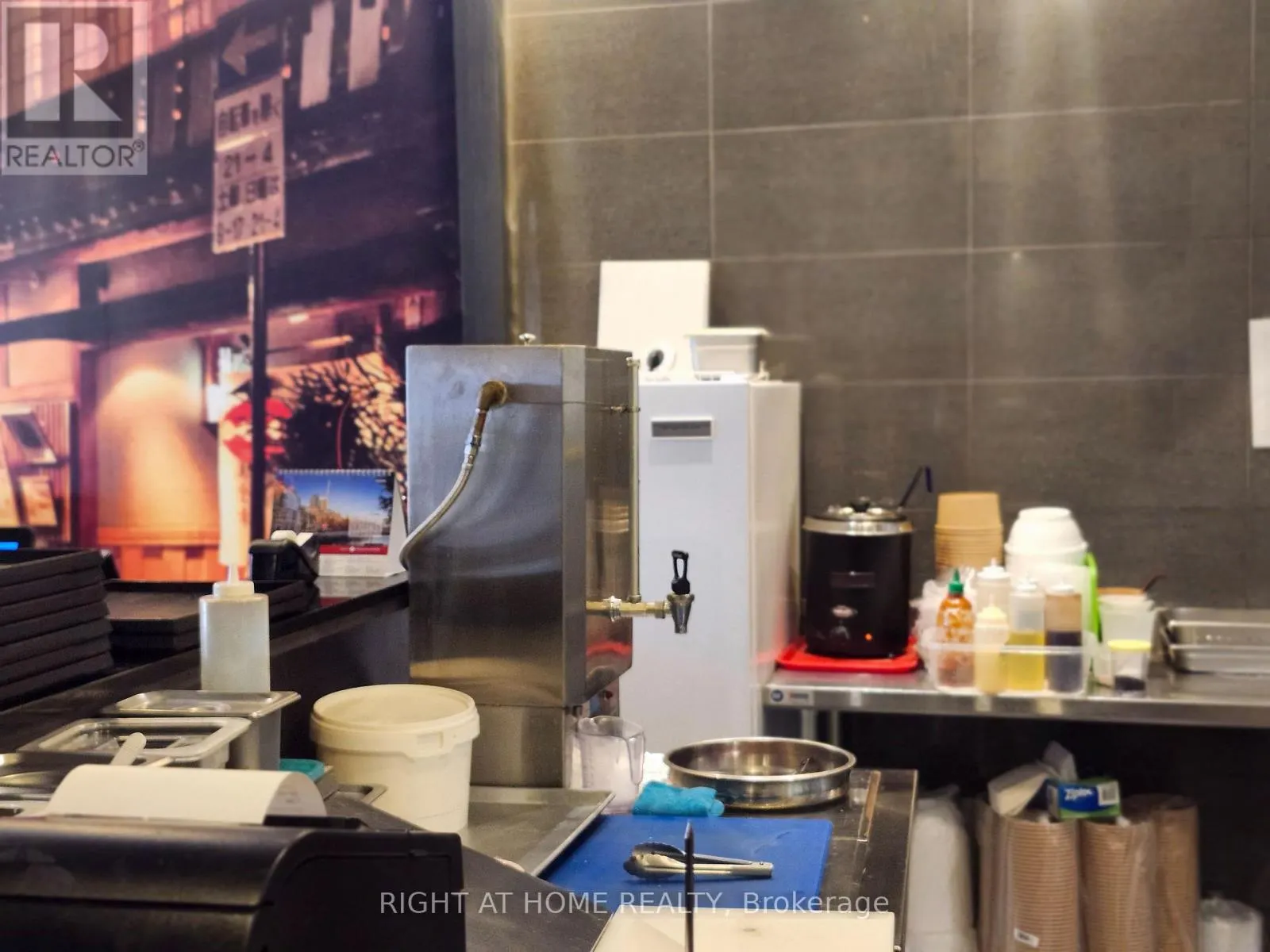 80 - 105 THE POND ROAD