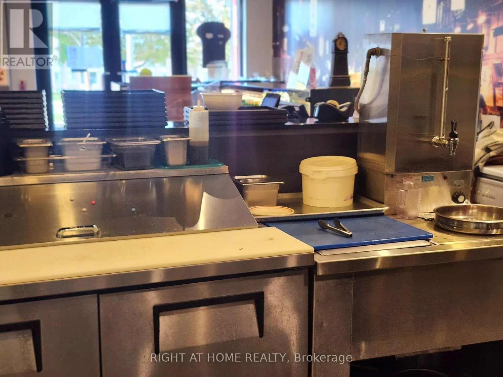 80 - 105 THE POND ROAD