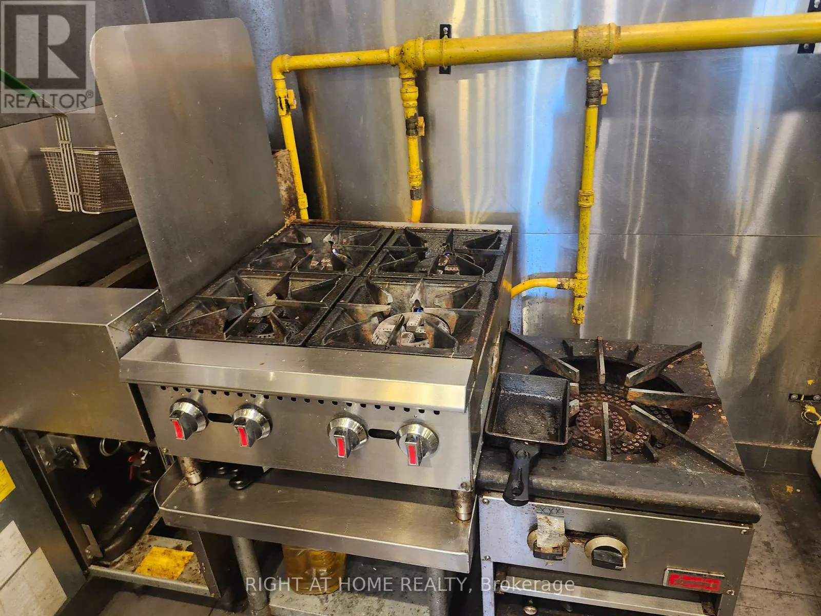 80 - 105 THE POND ROAD