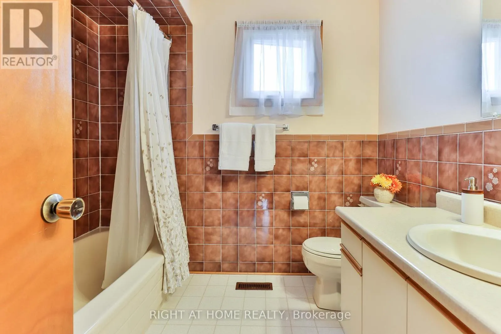 1433 BOUGH BEECHES BOULEVARD