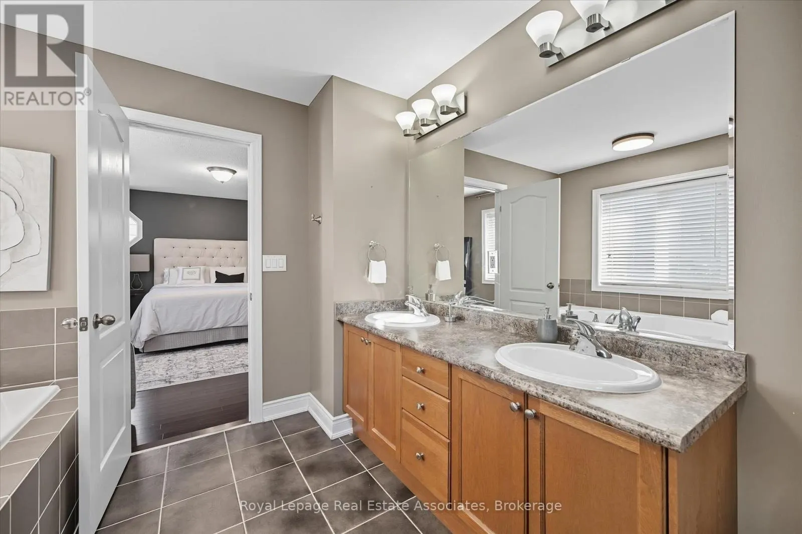 3335 WHILABOUT TERRACE