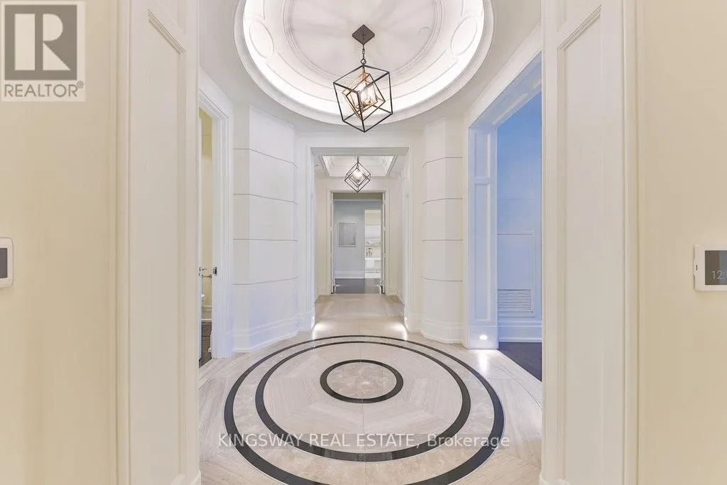 203 - 300 RANDALL STREET