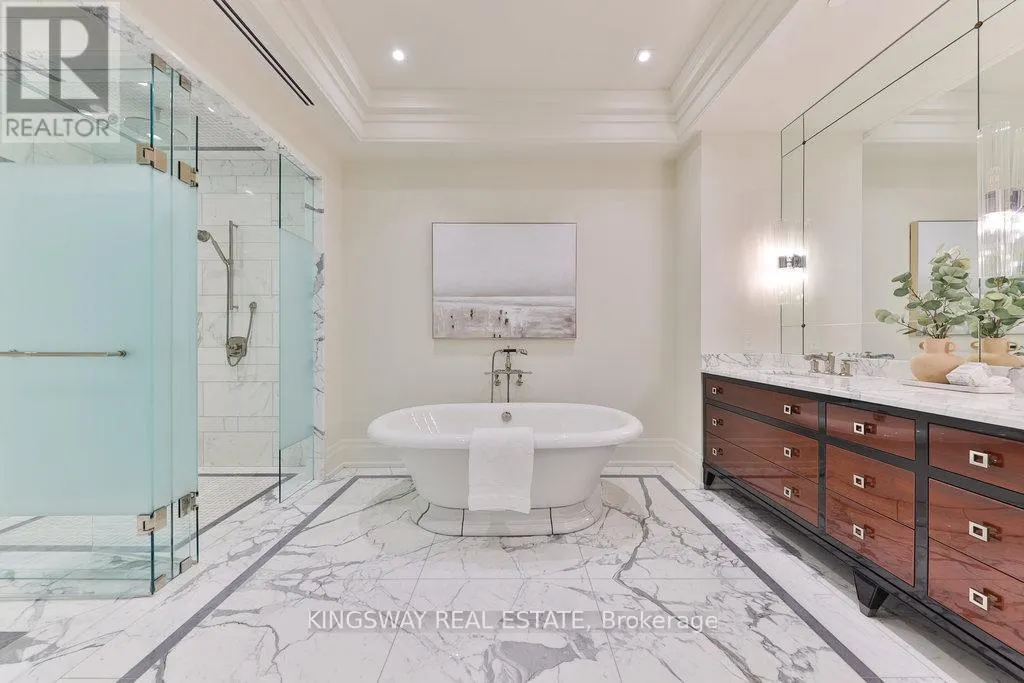 203 - 300 RANDALL STREET