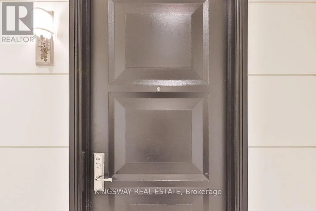 203 - 300 RANDALL STREET