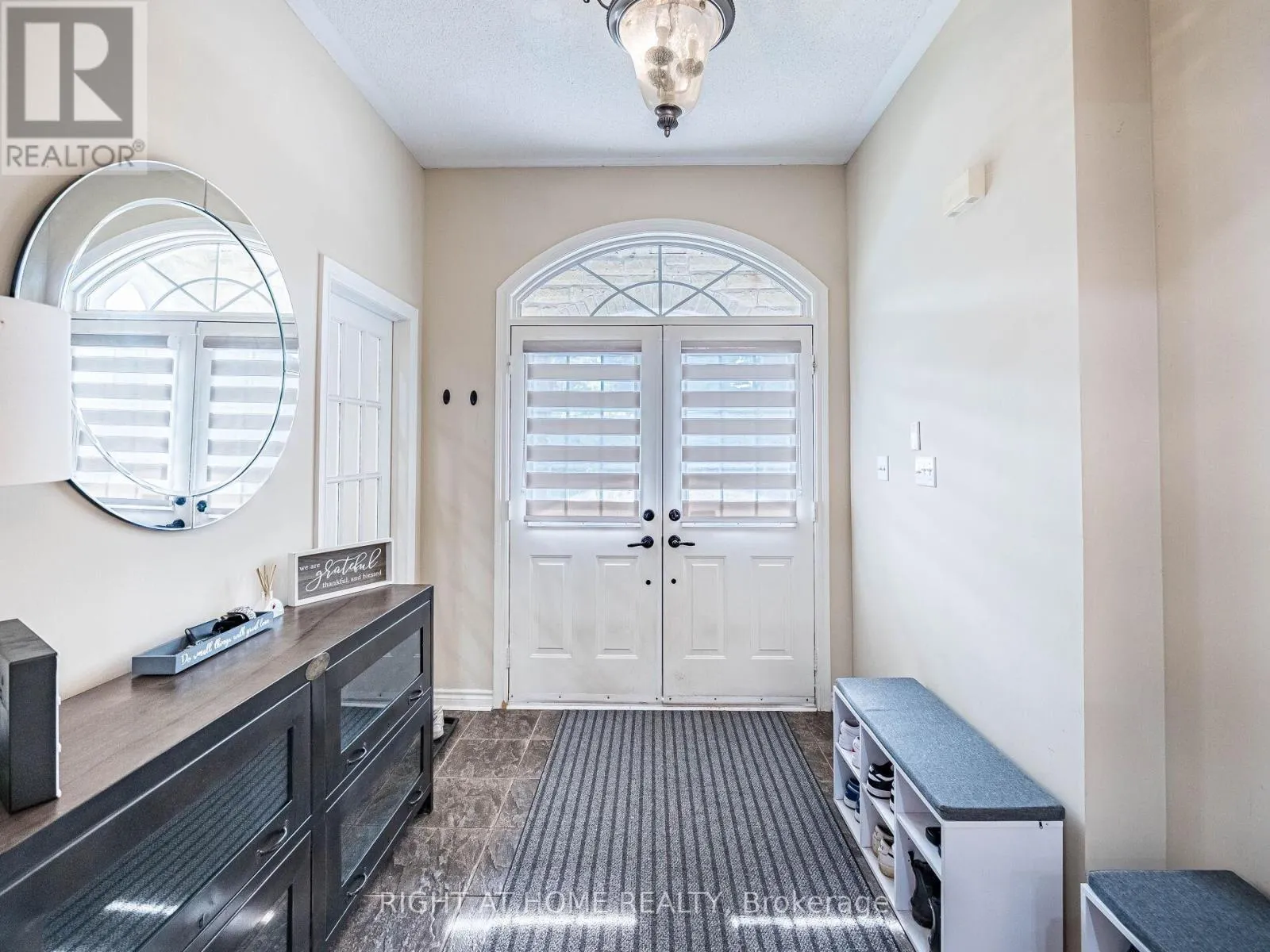 122 SPRING AZURE CRESCENT