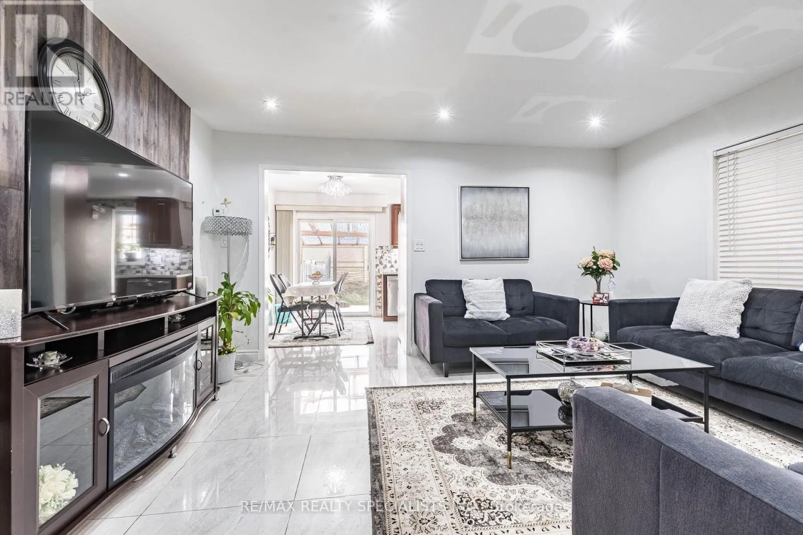 73 ZIA DODDA CRESCENT