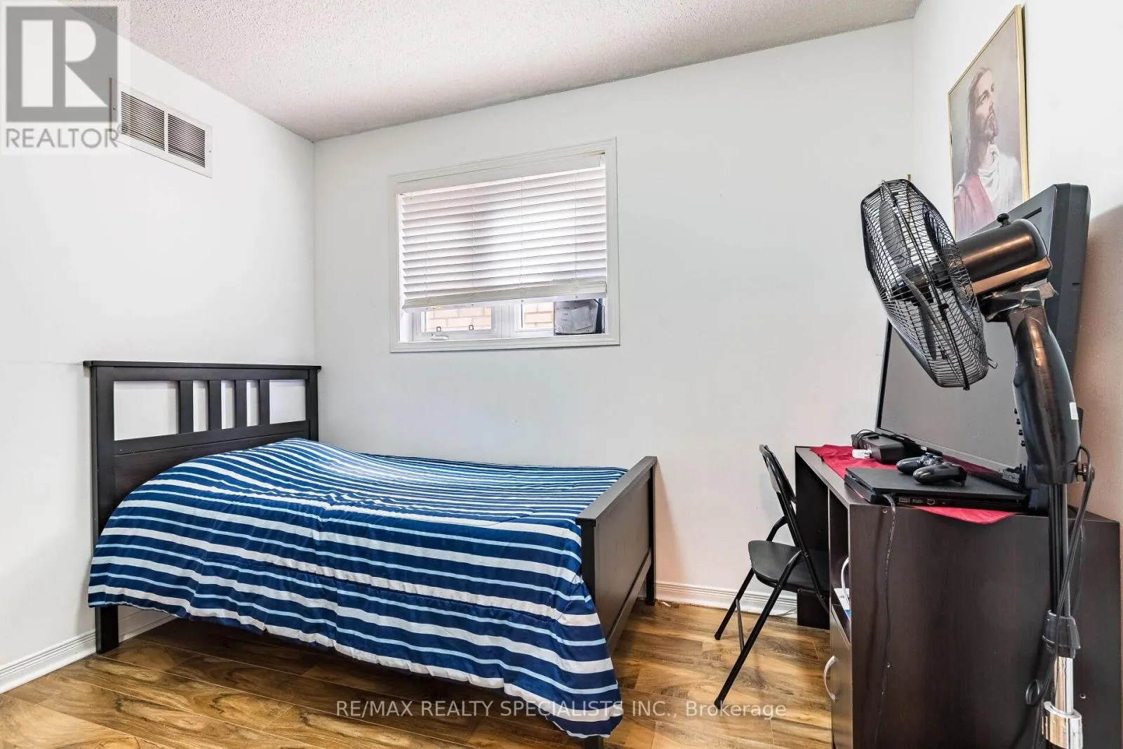 73 ZIA DODDA CRESCENT